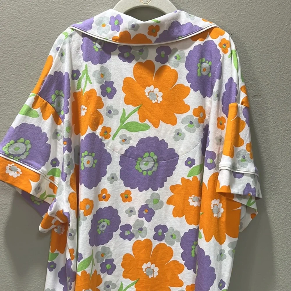 NEW WITH TAGS PAJAMA TOP, the Cat’s Pajamas. Super soft and cute fabric!!! - Picture 5 of 5
